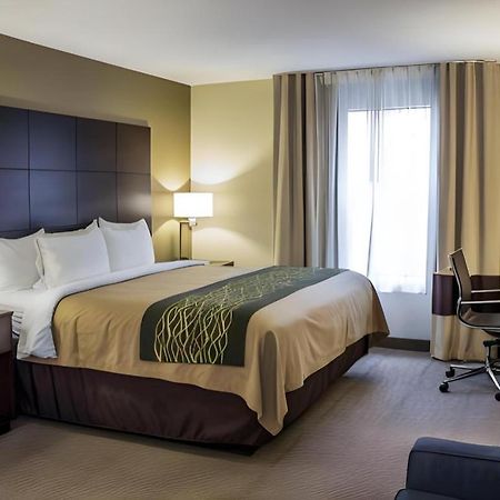 Comfort Inn Clinton Bagian luar foto