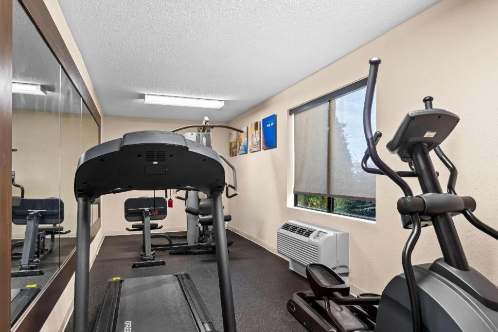 Comfort Inn Clinton Bagian luar foto