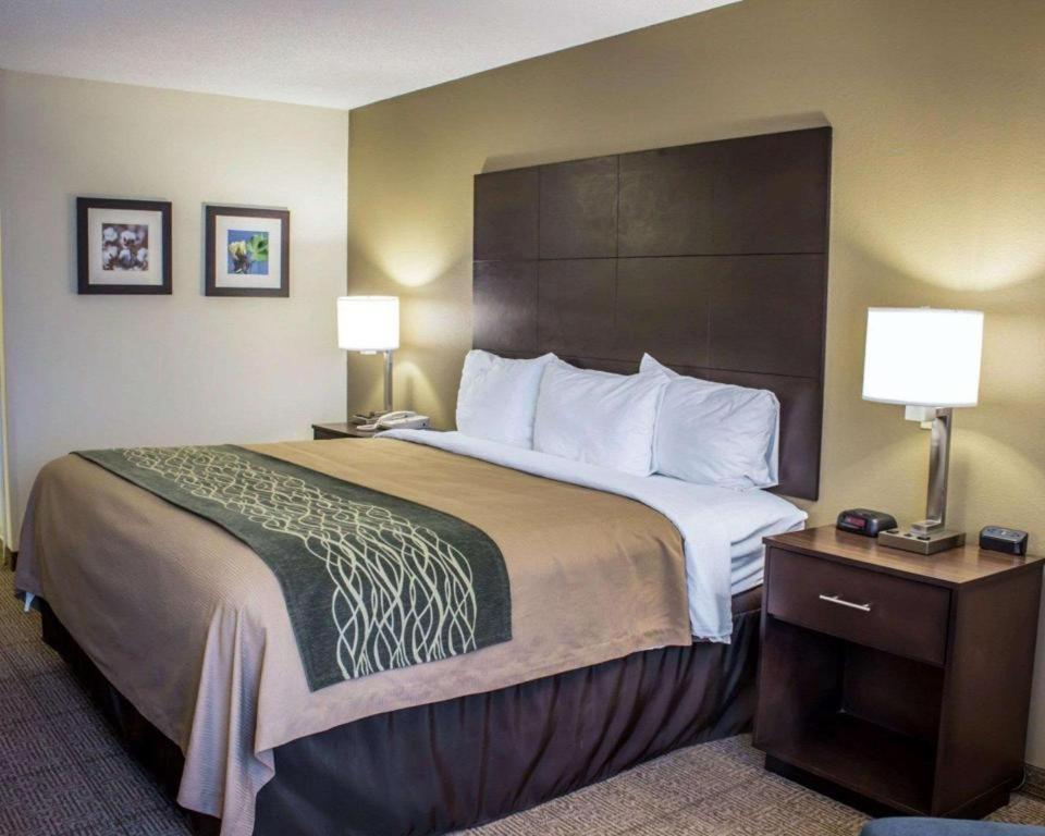 Comfort Inn Clinton Bagian luar foto