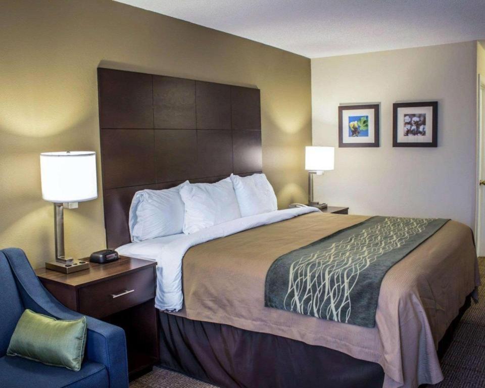 Comfort Inn Clinton Bagian luar foto