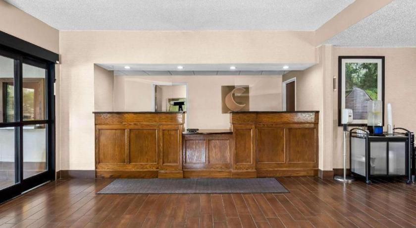 Comfort Inn Clinton Bagian luar foto