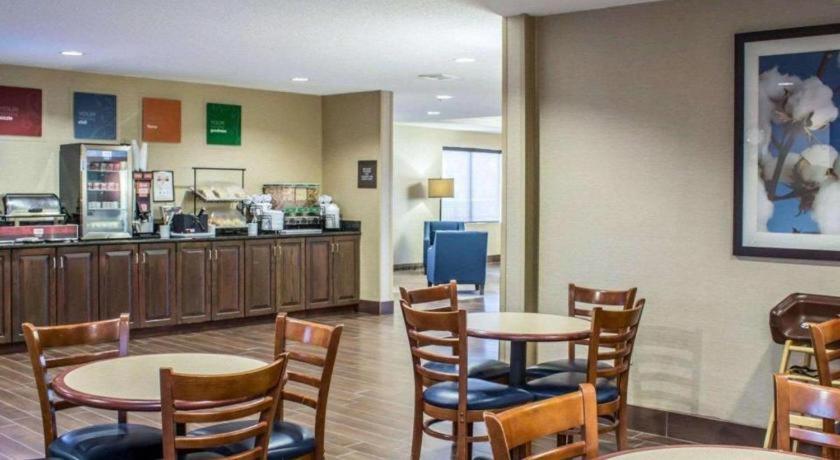Comfort Inn Clinton Bagian luar foto